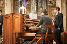 rs1679_20150323-dsc_0326-scr Organ Scholar